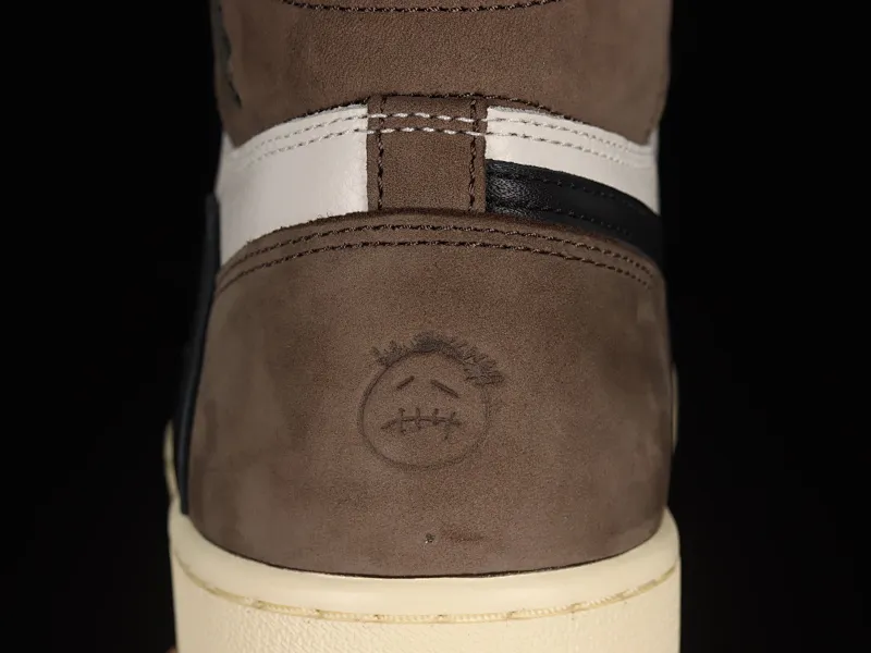 All Categories Air Jordan Jordan Series Basketball Shoes Air Jordan 1 High LJR Version Travis Scott x Air Jordan 1 High OG AJ1 Reverse Hook Limited Edition CD4487-100
